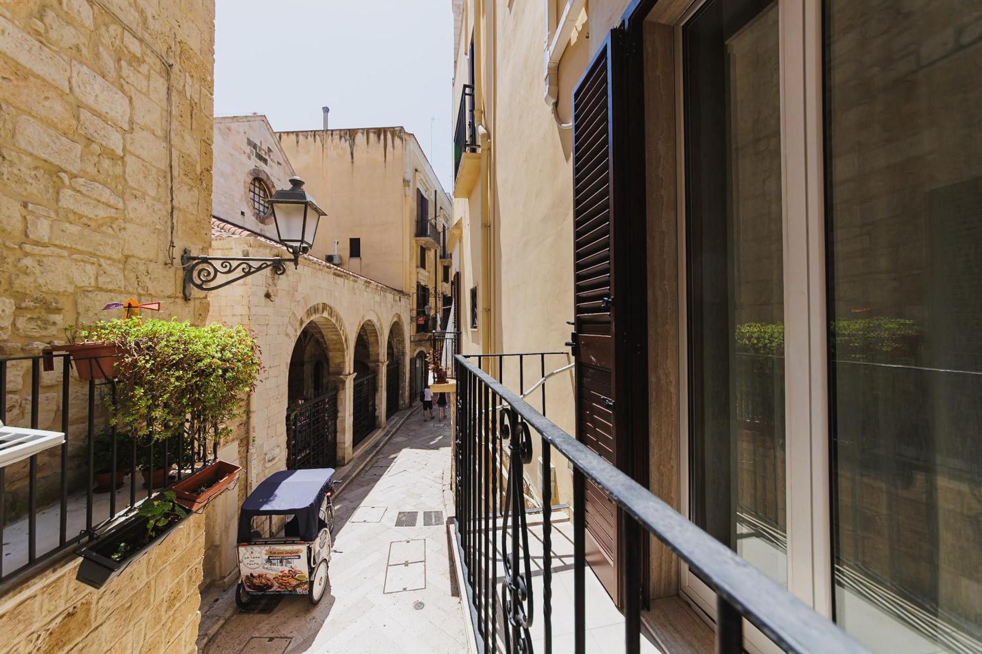 Vallisa 72 - Centro Storico Bari Exterior photo